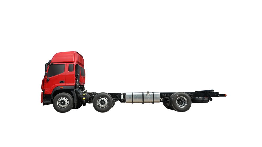AUMAN D 4×2 Cargo Truck — 4