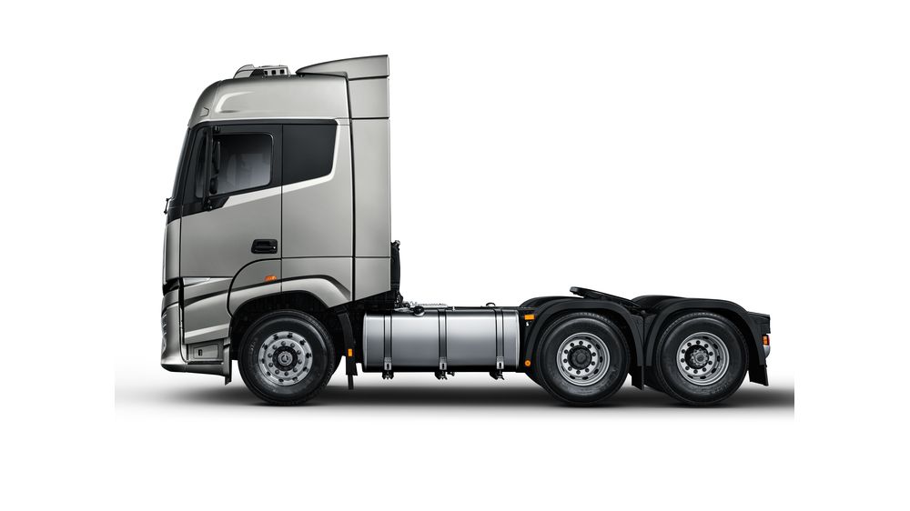 AUMAN GALAXY 6×4 Tractor — 3